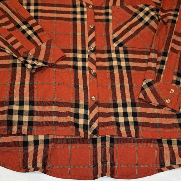 Flawless Women’s Plaid Blouse - Picture 6 of 7